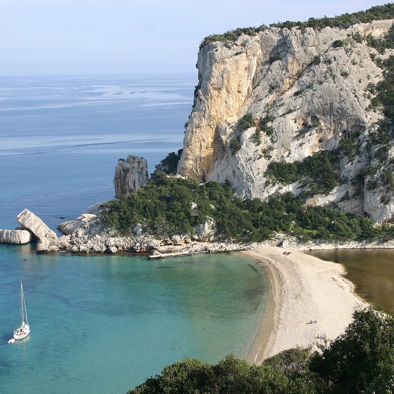 hotel-rurale-abbaemurta-sardegna-cala-luna