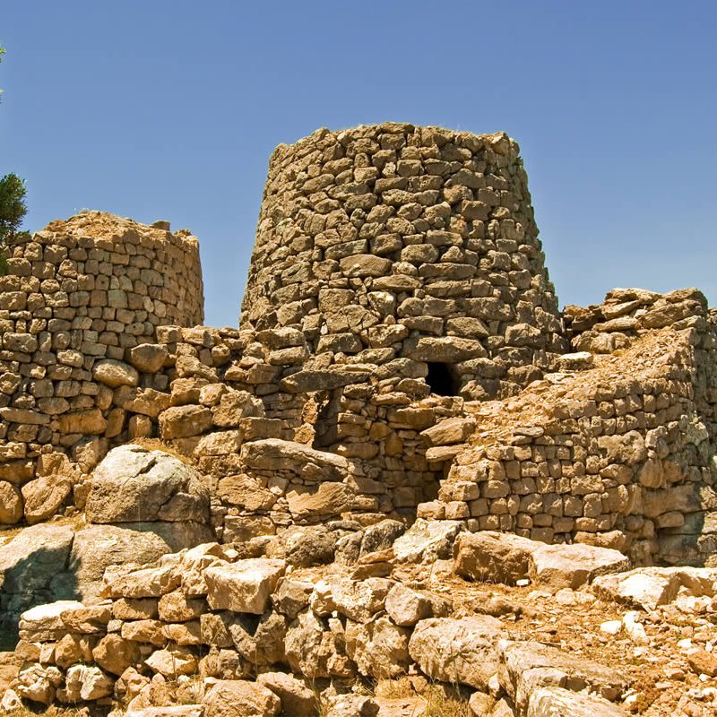 hotel-rurale-abbaemurta-sardinia-nuraghi