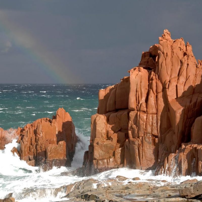 hotel-rurale-abbaemurta-sardegna-rocce-rosse